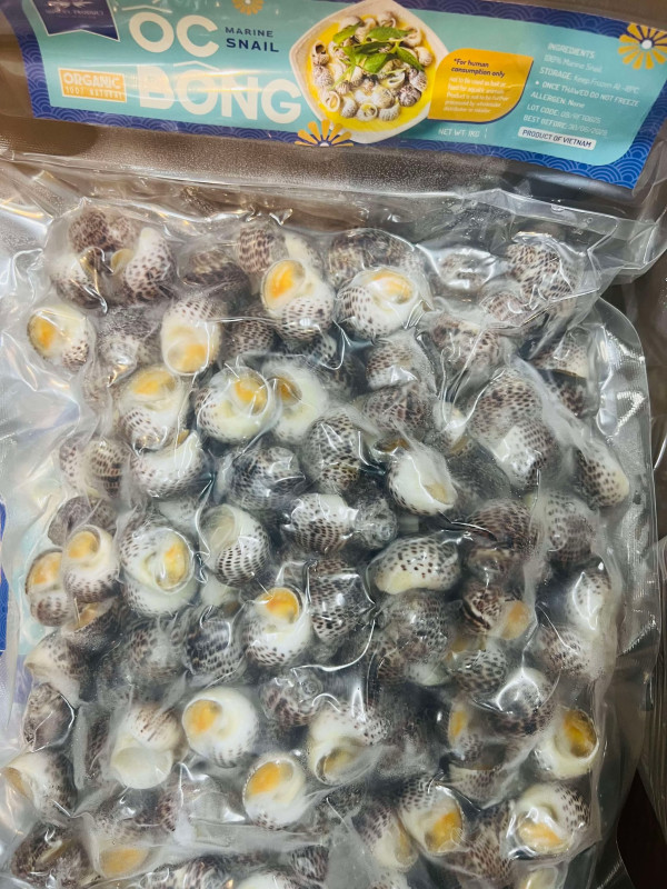 Ốc mỡ đen 32$ 1kg