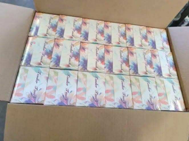 Toilet tissue premium 3 lớp 1 thùng